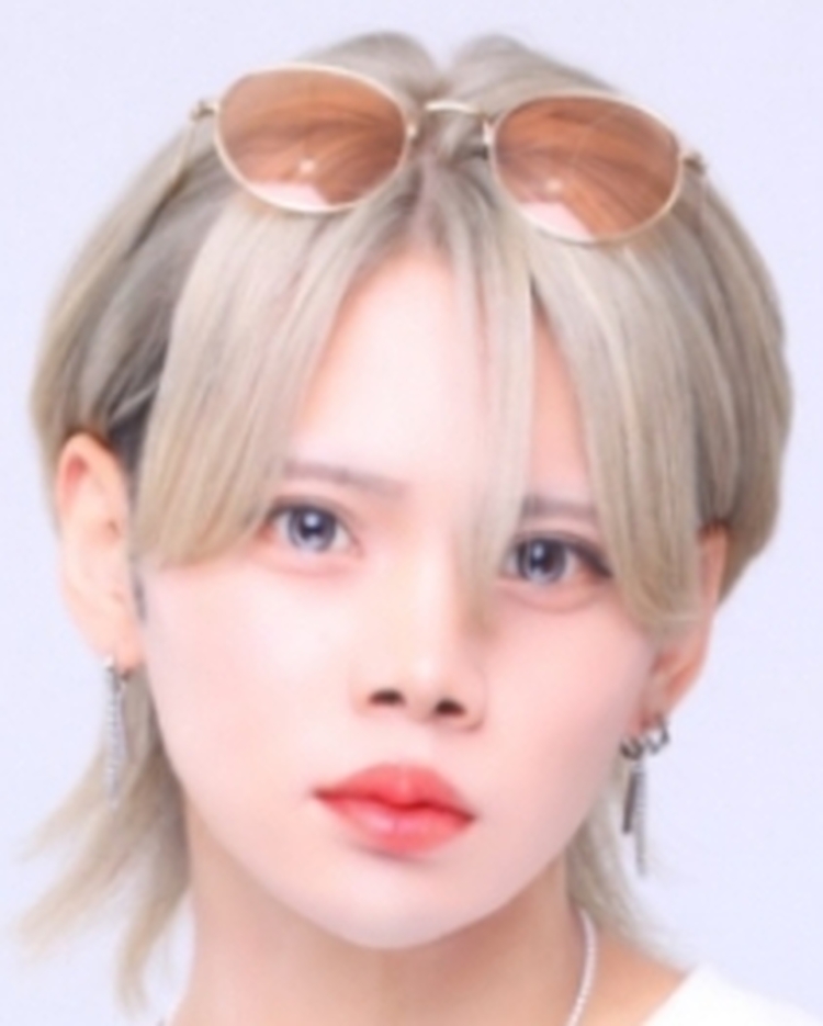 怜馬