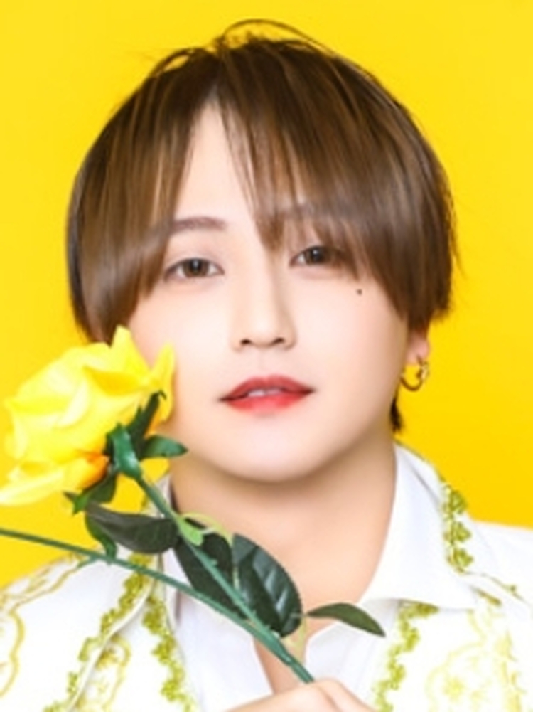 美波 楓