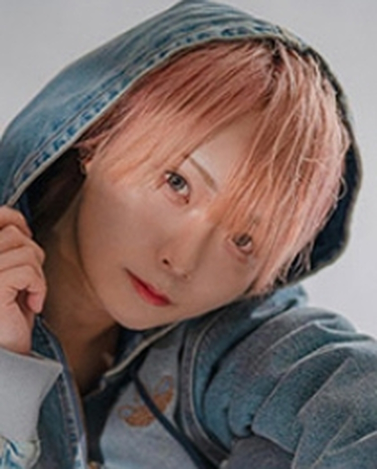 美波舞愛
